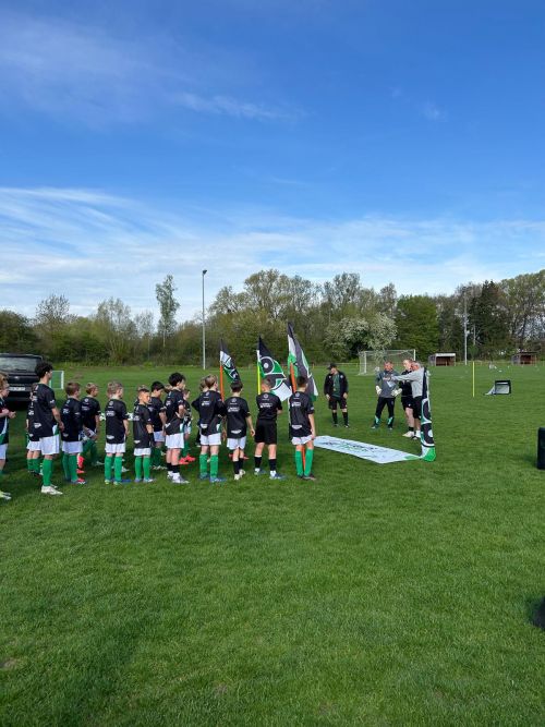 Fußballcamp April 2026 H96 bei Victoria Lauenau