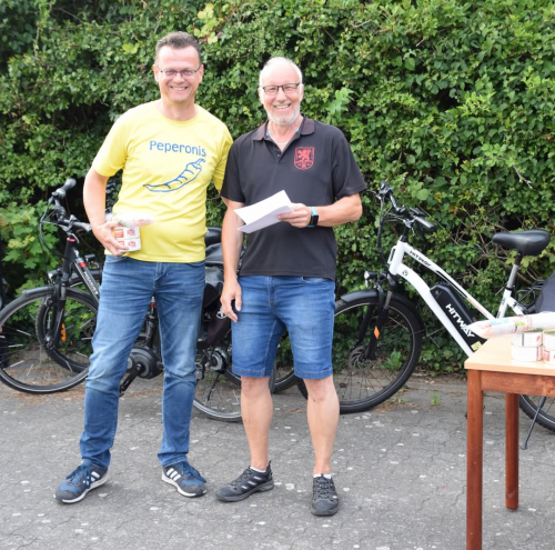 Jan Mehnert erhält Preise beim Löwencup