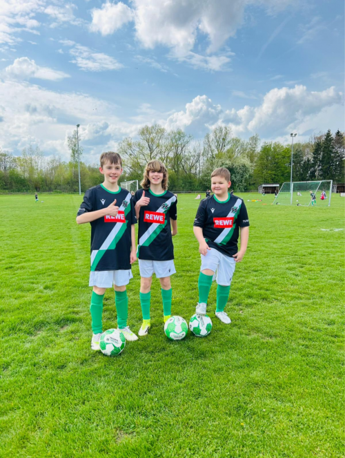 Fußballcamp April 2026 H96 bei Victoria Lauenau