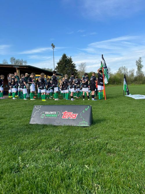 Fußballcamp April 2026 H96 bei Victoria Lauenau