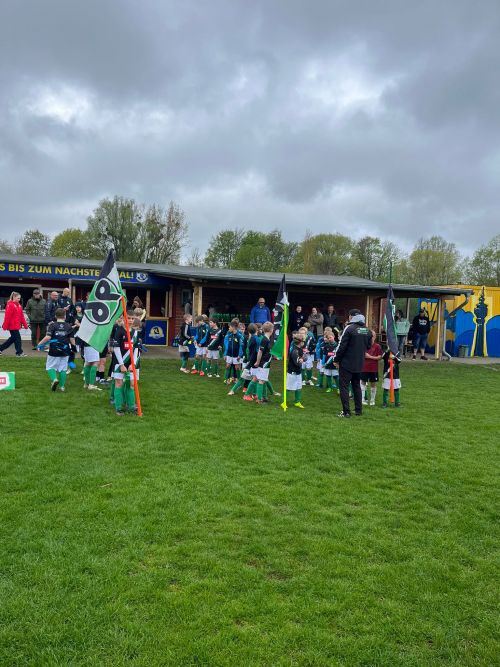 Fußballcamp April 2026 H96 bei Victoria Lauenau