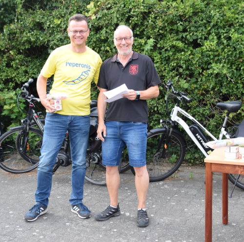 Jan Mehnert erhält Preise beim Löwencup